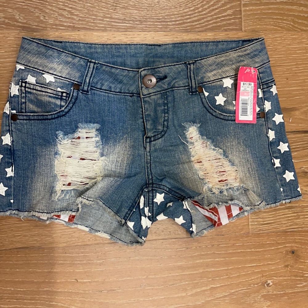 Xhilaration Americana patriotic American flag shorts
